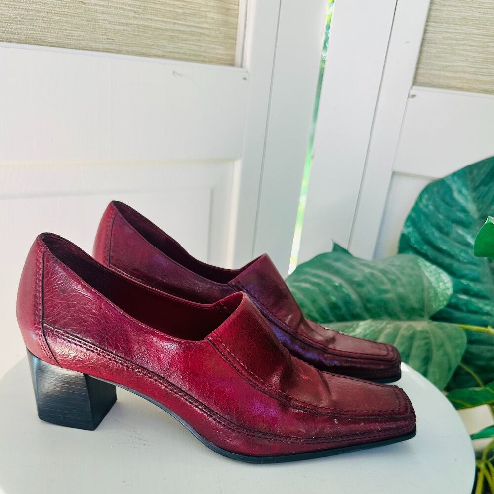 Vintage Y2K Franco Sarto Burgundy Leather Loafers Block Heel Size 6